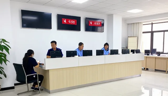工业级耐候门帘技术开发流程的演进与应用